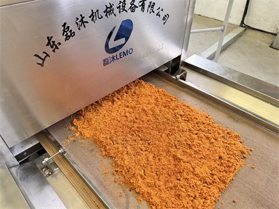 What should be noted when using microwave equipment to dry meat floss？