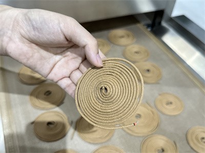 线香的微波烘干定型加工