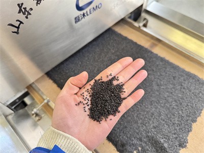 微波是怎么解决黑芝麻烘烤均匀性的问题呢