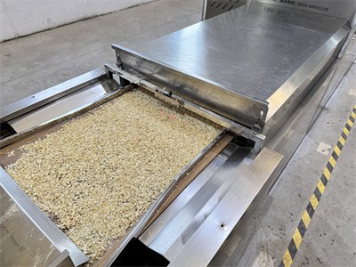 微波快速烤熟宠物肉食品？