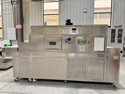Three meter small boxed meal microwave heating tunnel furnace？